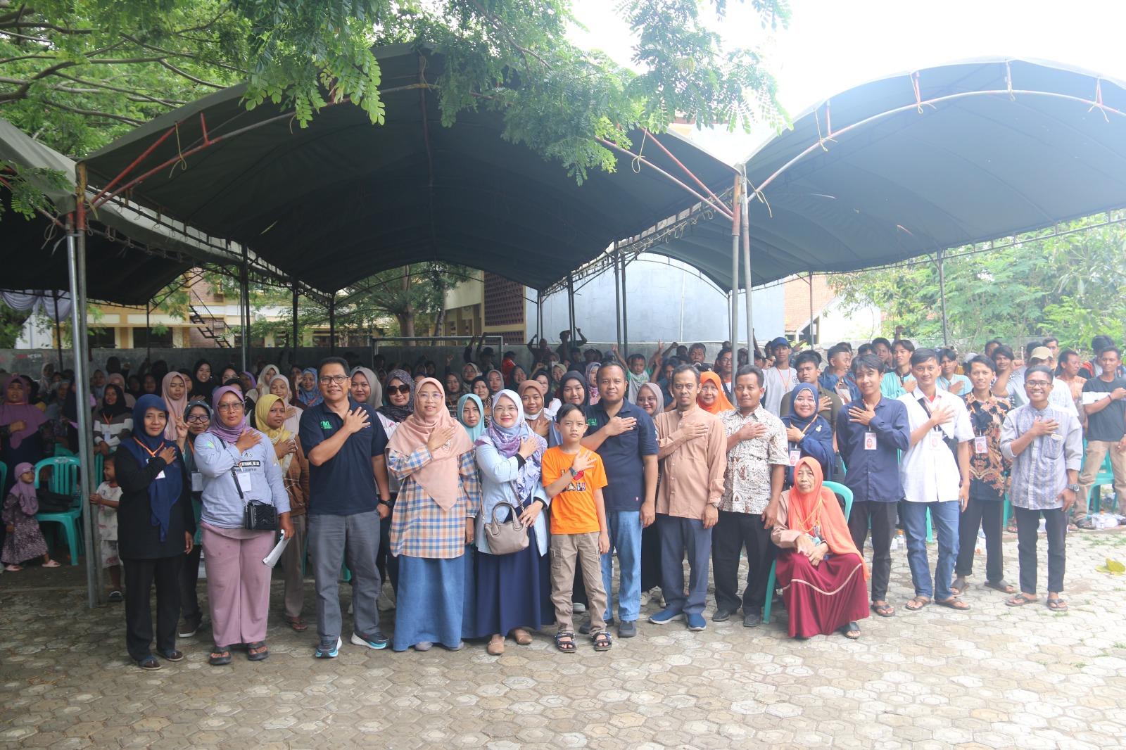 Sosialisasi Gerakan Masyarakat Hidup Sehat Pencegahan Stunting dan Penyakit Tidak Menular Menuju Indonesia Emas tahun 2045 Bekerja Sama Poltekkes Bandung dengan Komisi IX DPR RI